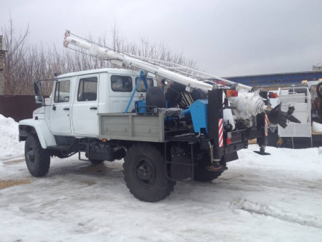 Бурильно-крановая машина БКМ-317 на ГАЗ-33088