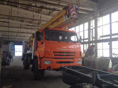 Автовышка (АГП) Камаз 43502 коленчатый (22 метра)