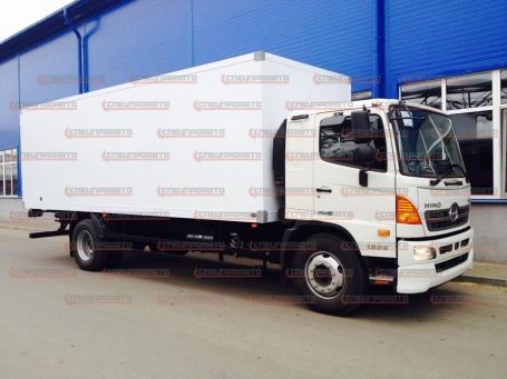 Изотермический фургон Hino 500 1826