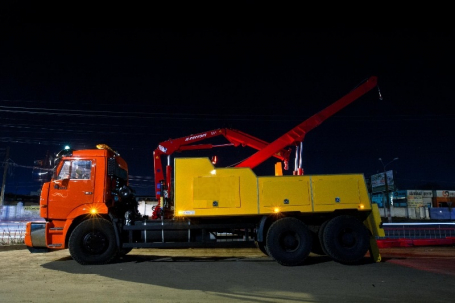 Эвакуатор Камаз 6520 с устройством частичной погрузки