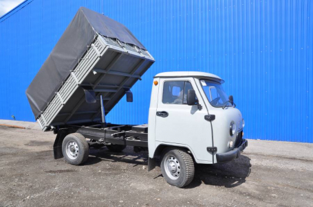 Самосвал на шасси УАЗ-3303