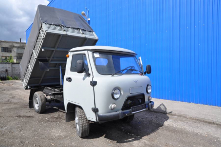 Самосвал на шасси УАЗ-3303